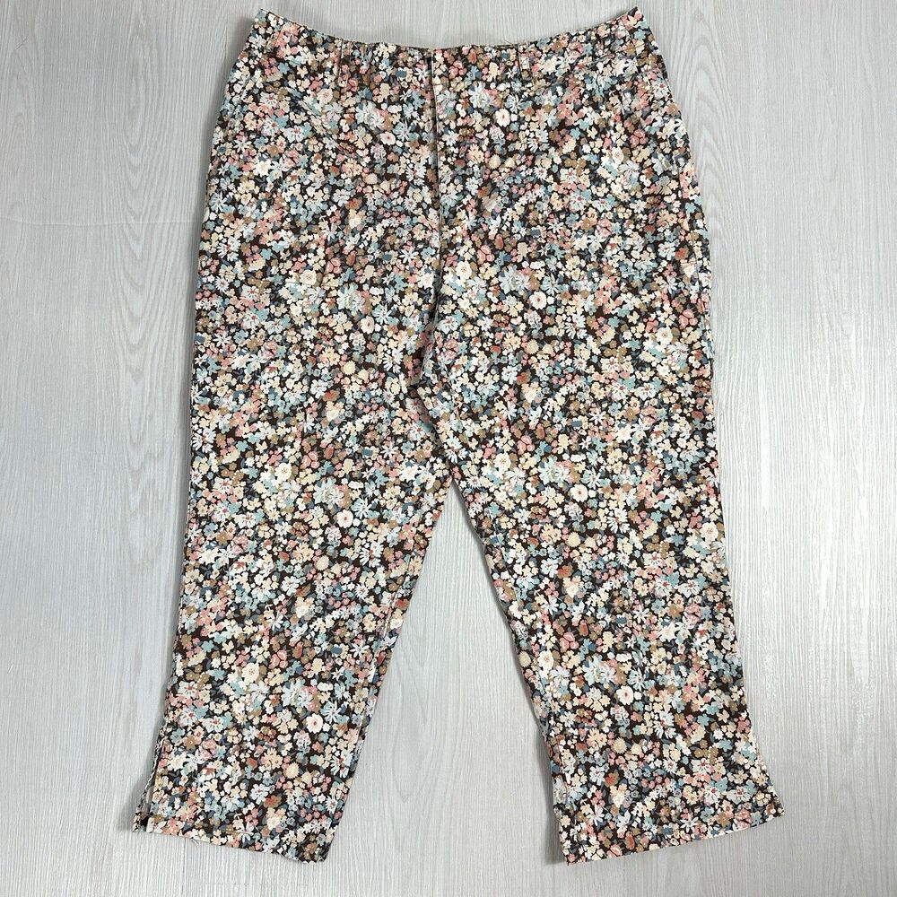 Villager Sport Liz Clairborne Women's 14P High Rise Cotton Stretch Floral Pants